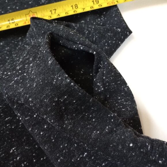 NWT Liz Claiborne Mock Neck Tunic with Pockets Size Medium - Picture 7 of 8